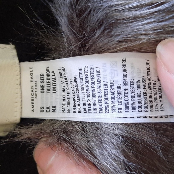 American Eagle Outfitters Red Plaid Faux Fur Lining Ear Flap Trapper Cap Hat OS - Picture 7 of 13